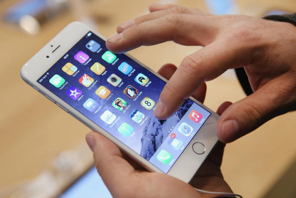 Apple неожиданно выпустила обновление iOS 12.5.5 для старых смартфонов iPhone 5s, iPhone 6 и 6 Plus и планшетов iPad Air и iPad mini Apple неожиданно выпустила обновление iOS 12.5.5 для старых смартфонов iPhone 5s, iPhone 6 и 6 Plus и планшетов iPad Air и iPad mini