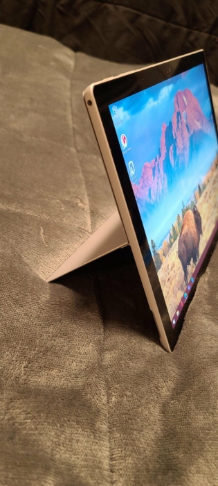 Раскрыты характеристики и дизайн грядущего планшета Microsoft Surface Pro 8