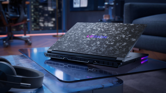 Features of the Lenovo Legion 9 laptop case that stands on the table. Features of the Lenovo Legion 9 laptop case that stands on the table.